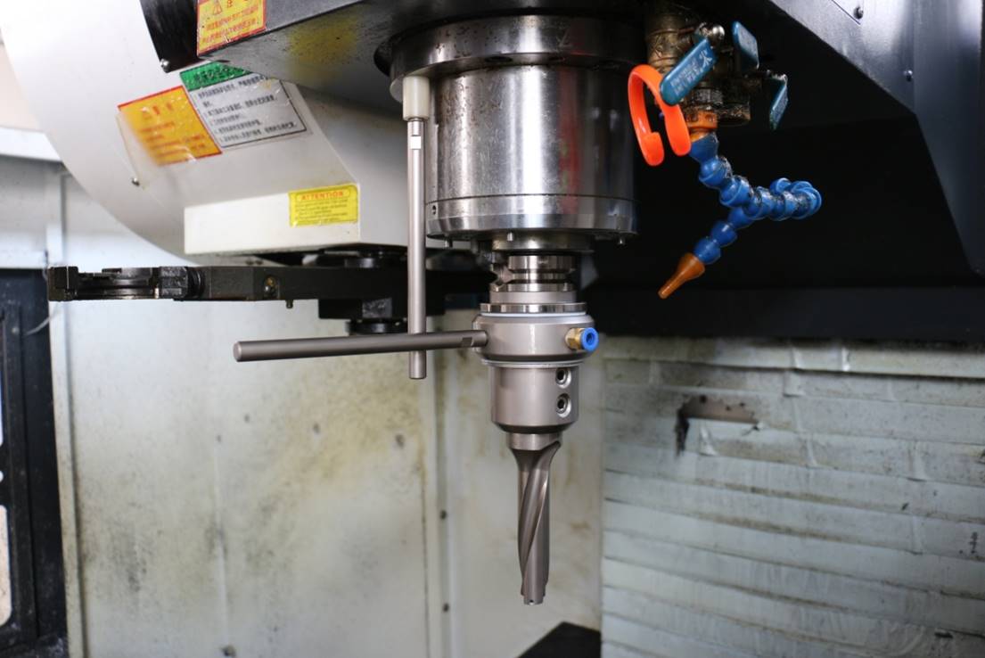 1566732302189045.jpg 去毛刺|倒角|浮動鉸刀柄|滾壓刀