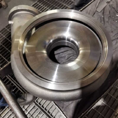 上下浮動(dòng)去毛刺刀柄加工現(xiàn)場(chǎng)